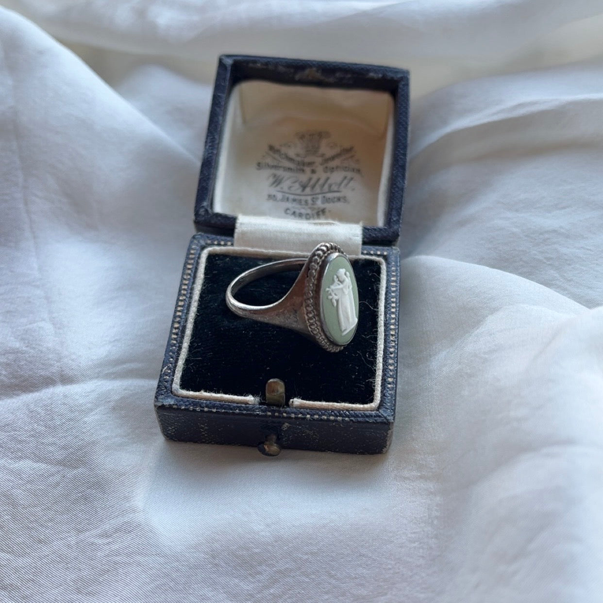 Sterling Silver Vintage Sage Wedgwood Ring Size O