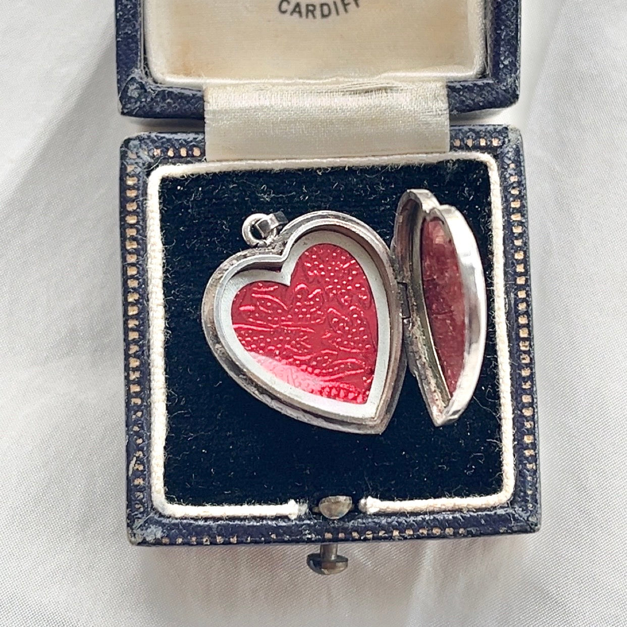 Sterling Silver Vintage Etched Heart Locket