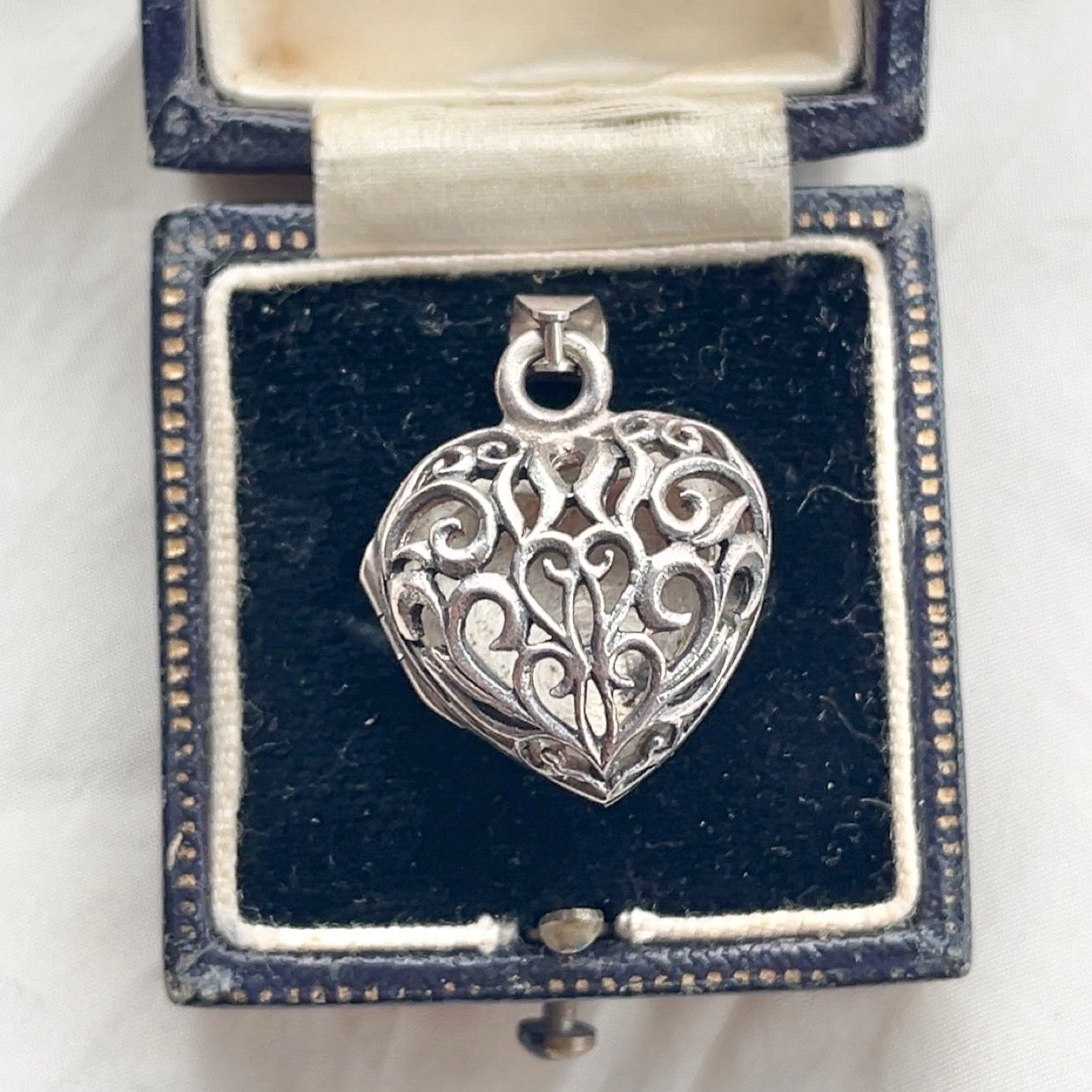 Sterling Silver Vintage Ornate Openwork Heart Locket