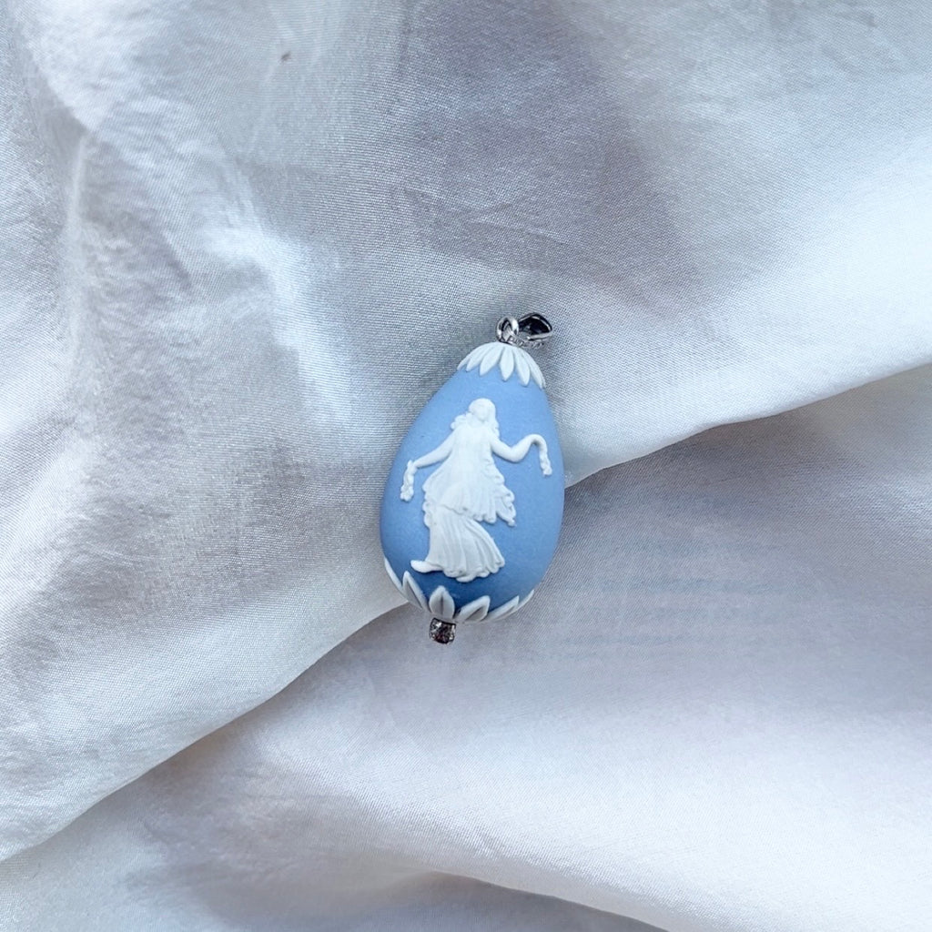 Sterling Silver Rare Vintage Wedgwood Egg Pendant