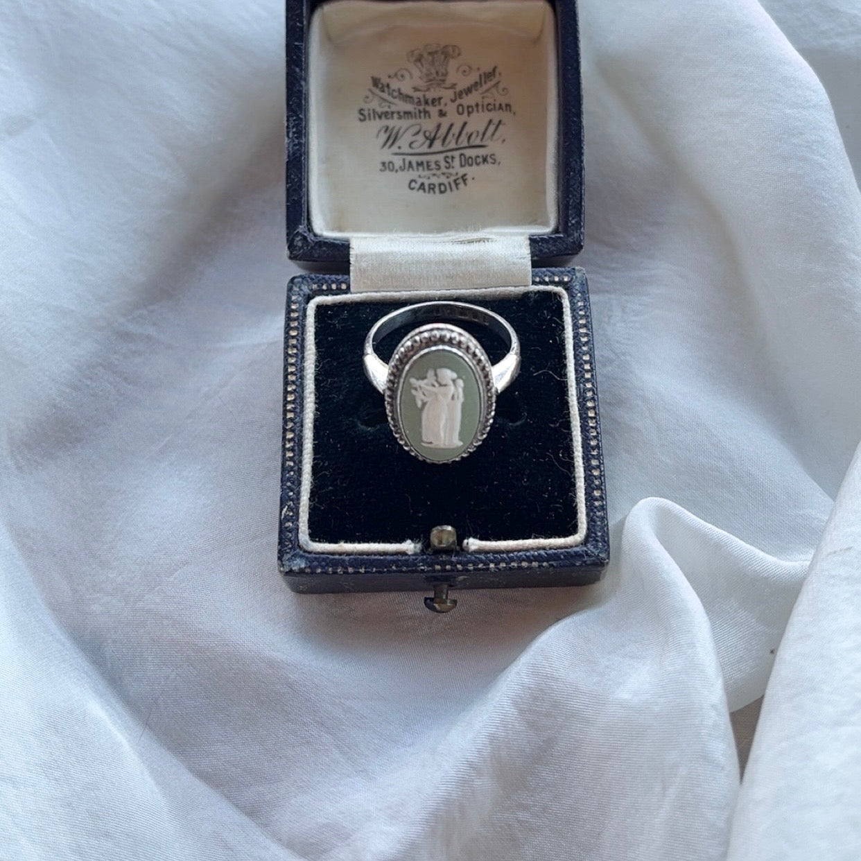 Sterling Silver Vintage Sage Wedgwood Ring Size M