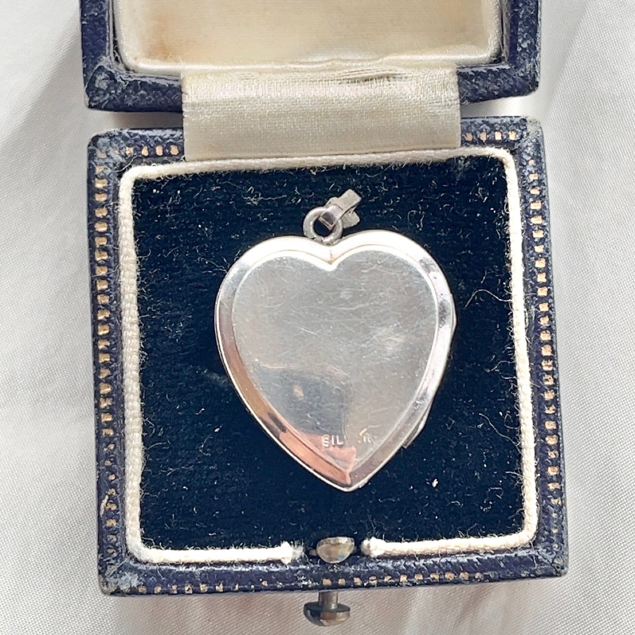 Sterling Silver Vintage Etched Heart Locket