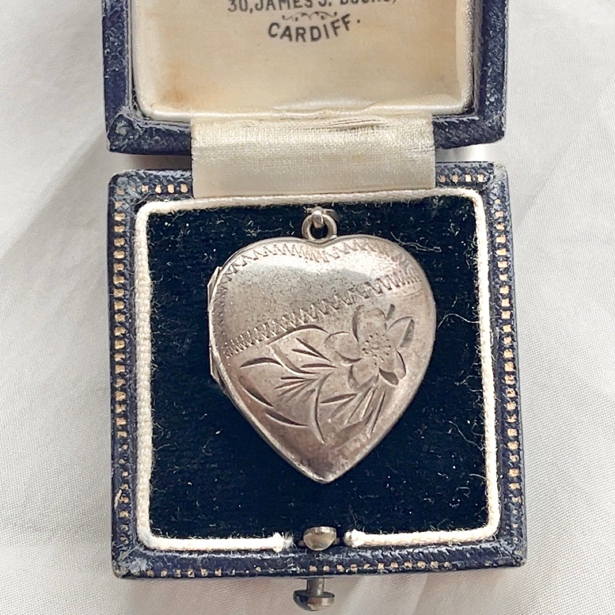 Sterling Silver Vintage Floral Etched Heart Locket