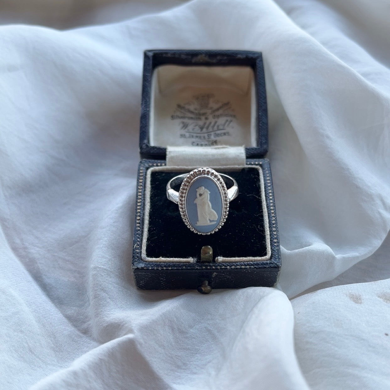 Sterling Silver Vintage Wedgwood Ring Size N